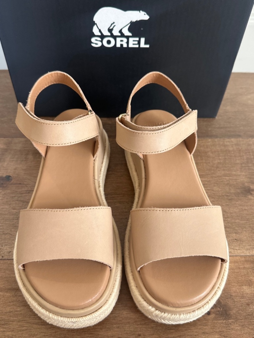 SOREL SUNPEAK PLATFORM WOMEN'S WEDGE SANDAL HONEST BEIGE CHALK SZ 8.5 NEW IN BOX